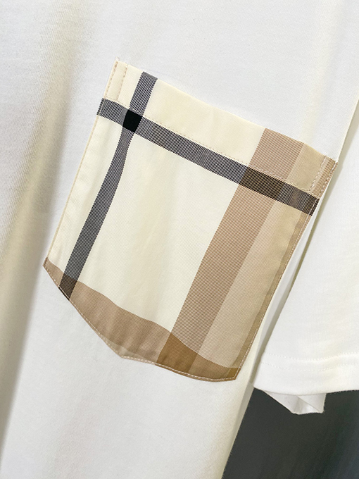 バーバリースーパーコピー 新しいヴィンテージ霜白大柄ポケット半袖Tシャツ