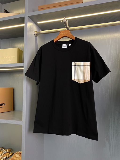 バーバリースーパーコピー 新しいヴィンテージ霜白大柄ポケット半袖Tシャツ