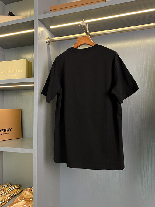 バーバリースーパーコピー 新しいヴィンテージ霜白大柄ポケット半袖Tシャツ
