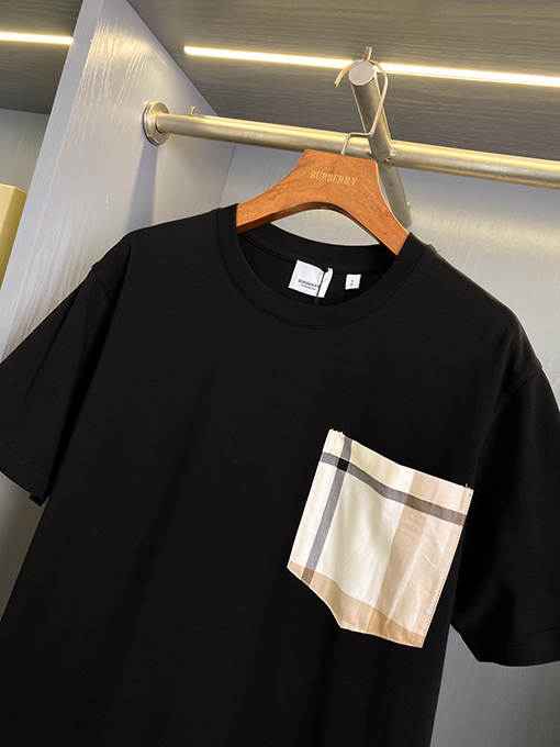 バーバリースーパーコピー 新しいヴィンテージ霜白大柄ポケット半袖Tシャツ