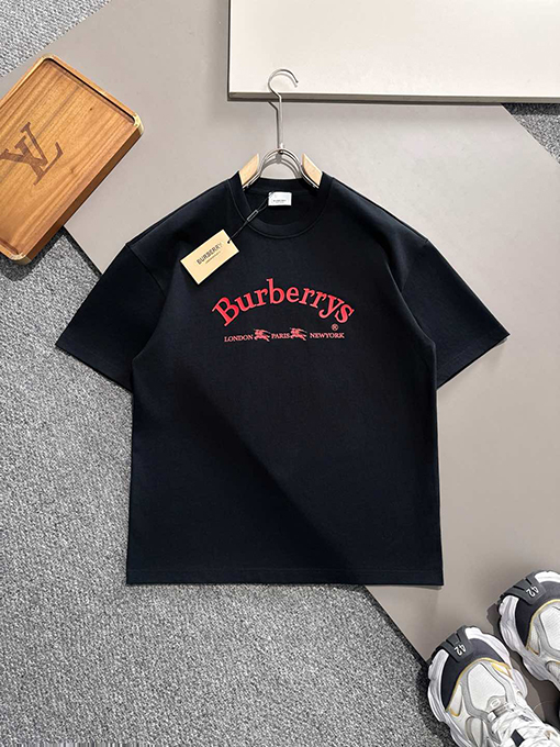 バーバリー 新しいプリント半袖Tシャツ