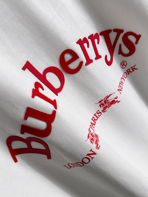 バーバリー 新しいプリント半袖Tシャツ