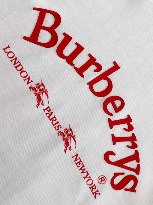 バーバリー 新しいプリント半袖Tシャツ
