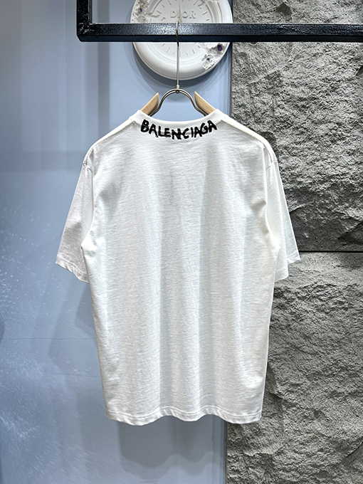 バレンシアガ 新しいネックラインのアルファベットプリントロゴ半袖Tシャツ