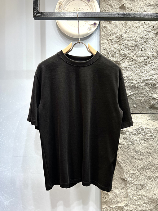 バレンシアガ 新しいネックラインのアルファベットプリントロゴ半袖Tシャツ