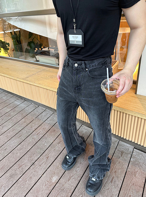バレンシアガコピー水洗い黒古いフレアジーンズ