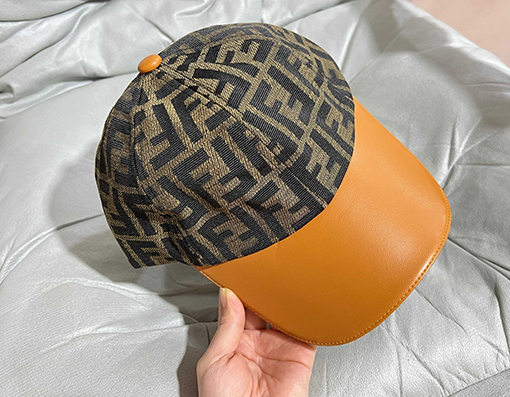 フェンディコピー高バージョンのベースボールキャップ