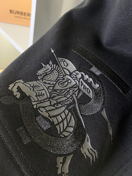 バーバリーエクスクルーシブロゴ 騎士刺繍デザイン コットンショートパンツ