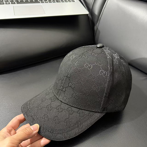 グッチスタイリッシュベースボールキャップ