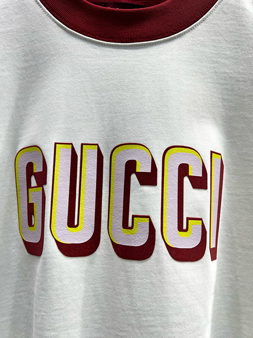 グッチ新作 シャドウレタリング 半袖Tシャツ