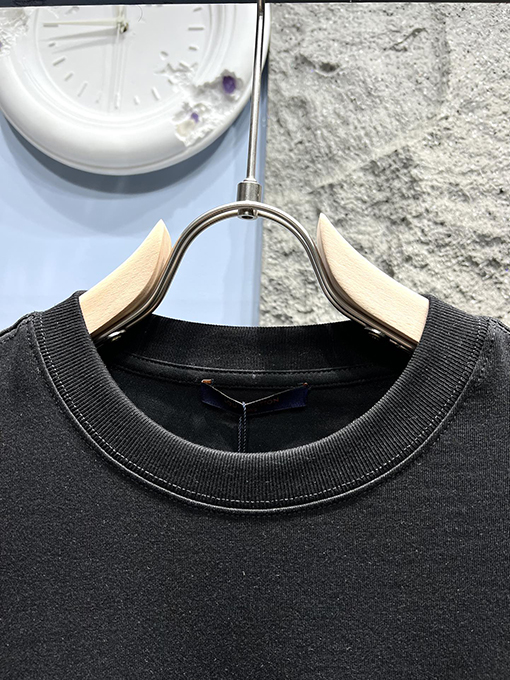 ルイヴィトンスーパーコピー刺繍ロゴ 半袖Tシャツ