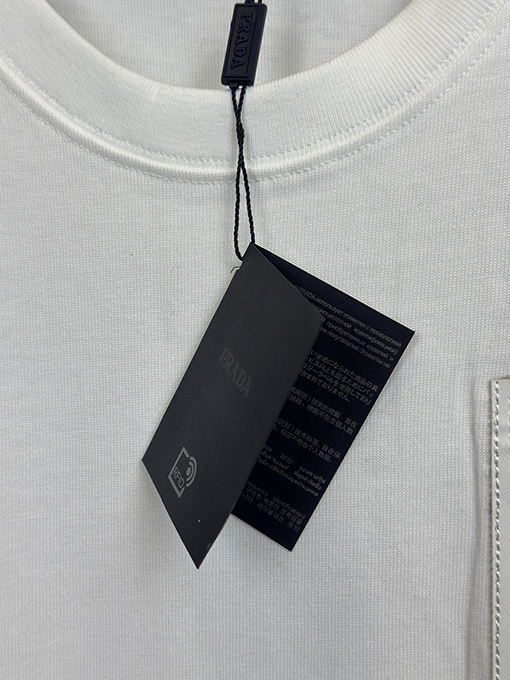 プラダポケットレザーパッチ ジップ付き クルーネック 半袖Tシャツ