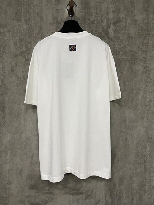 ルイヴィトン フラワー3Dロゴ ビーズ付き 半袖Tシャツ