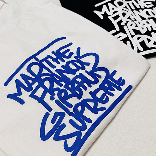 シュプリームスーパーコピーSupreme × M+FG SS25 Tee半袖Tシャツ