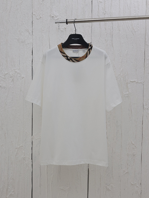 バーバリーコピーチェック柄の襟元クルーネック半袖Tシャツ