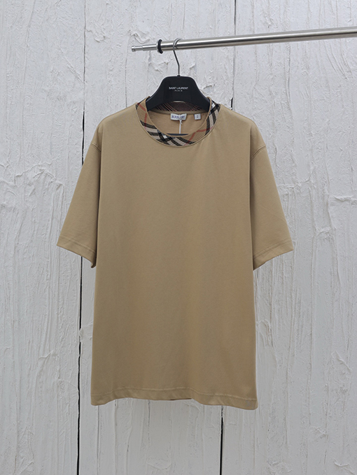 バーバリーコピーチェック柄の襟元クルーネック半袖Tシャツ