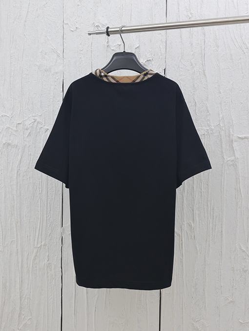 バーバリーコピーチェック柄の襟元クルーネック半袖Tシャツ