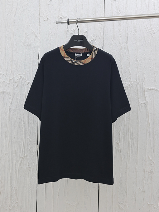 バーバリーコピーチェック柄の襟元クルーネック半袖Tシャツ
