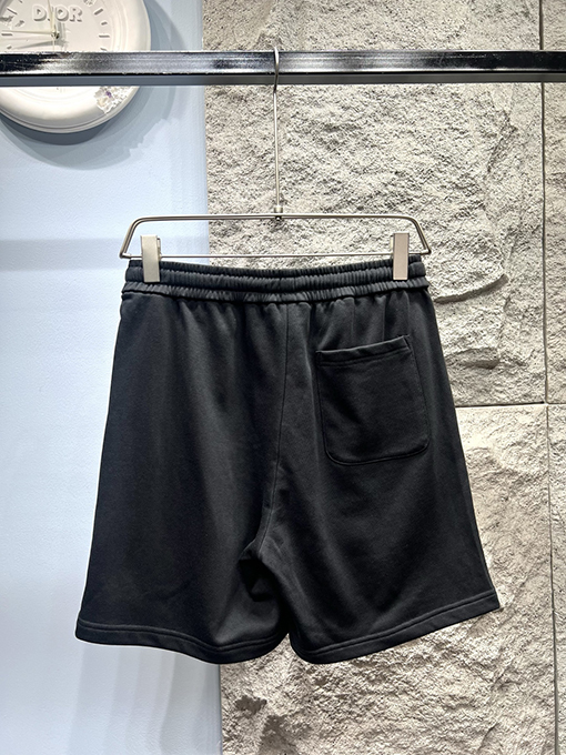 フェンディ新しいパンツ