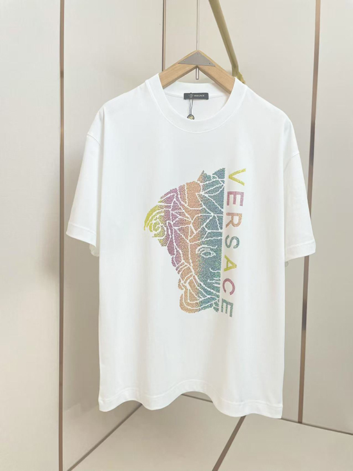 ヴェルサーチスーパーコピー半分のメデューサのアバターTシャツ