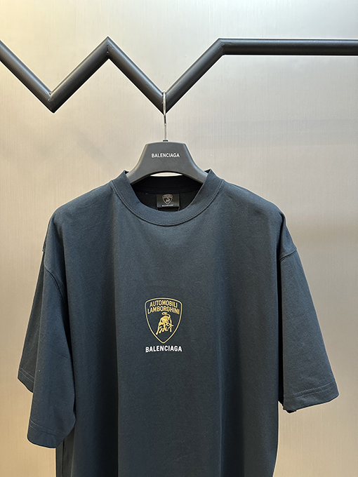 バレンシアガxランボルギーニコラボプリント半袖シャツ 9,980円