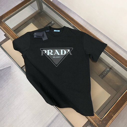 プラダ 新しいロゴプリントラウンドネック半袖Tシャツ