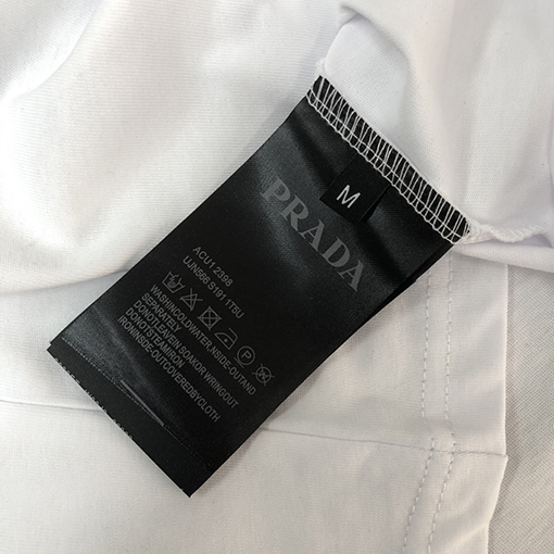 プラダ 新しいロゴプリントラウンドネック半袖Tシャツ