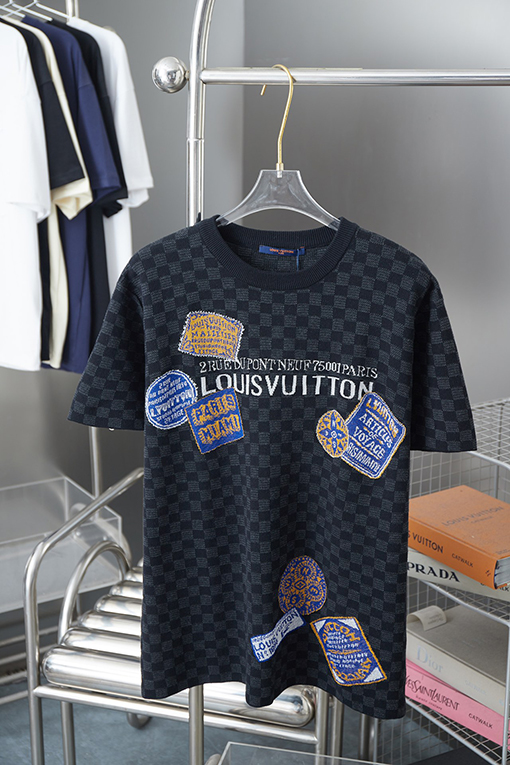 【存在感抜群☆国内発】LV ジャカード ダミエ 半袖Ｔシャツ ルイヴィトン 新作 Lv ニットジャカードダミエ柄半袖Tシャツ