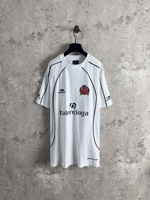 マンチェスターユナイテッド ユニフォーム サッカーTシャツ Amazon.co.jp: サッカーユニフォーム マンチェスター
