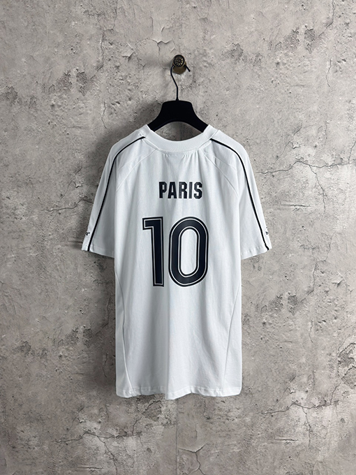 バレンシアガ サッカーNo.10パリ限定マンチェスターユナイテッド