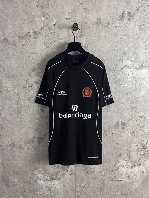 balenciaga サッカーユニフォーム　黒 PARIS 10 バレンシアガ サッカーNo.10パリ限定マンチェスターユナイテッド
