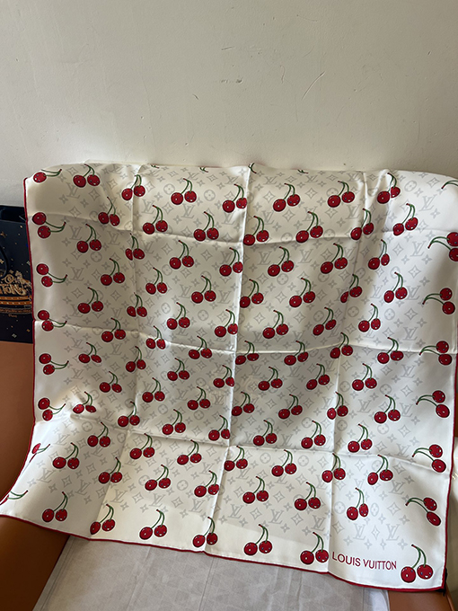 LOUIS VUITTON ストール グレーxネイビー140cm x140cm Louis Vuitton ストール・ショール - メルカリ