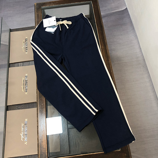 モンクレールコピー 新しいカップルカジュアルスウェットパンツ