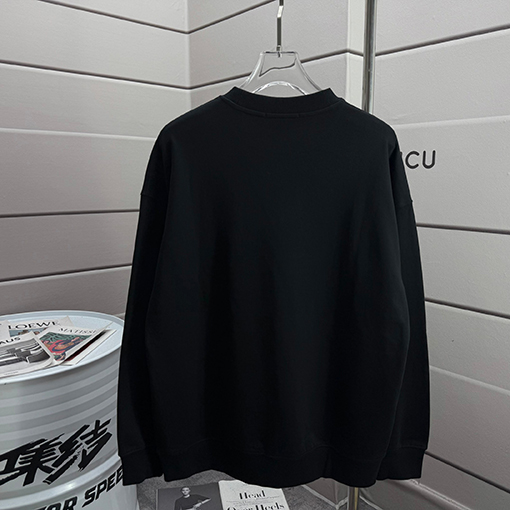 セリーヌコピー 新しいシルバービーズとラインストーンロゴクルーネックパーカー