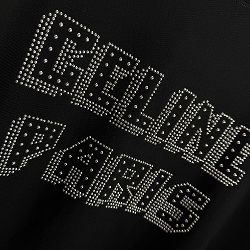 セリーヌコピー 新しいシルバービーズとラインストーンロゴクルーネックパーカー