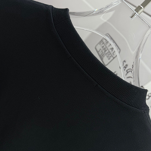 セリーヌコピー 新しいシルバービーズとラインストーンロゴクルーネックパーカー