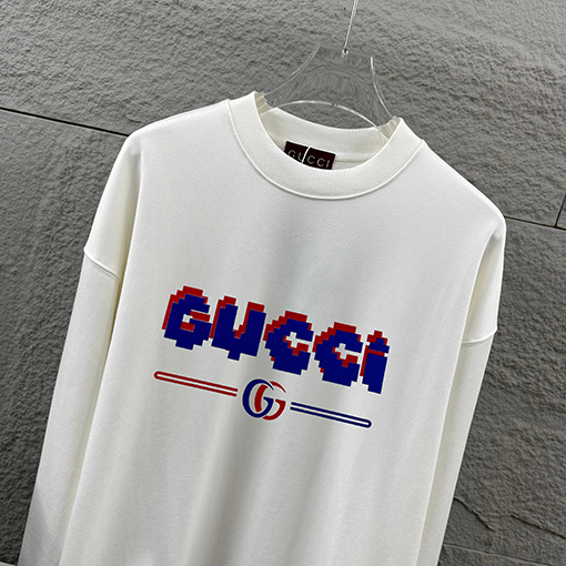 グッチ ダブルG立体フロッキングレタリング長袖スパーカー