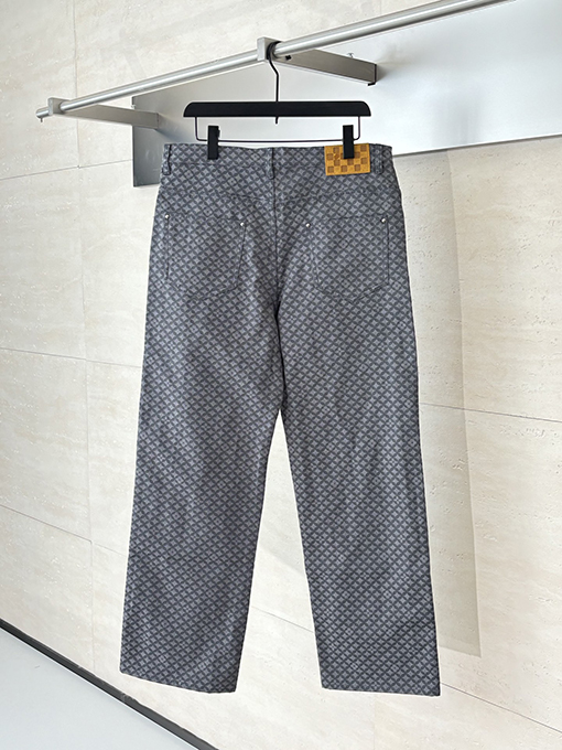 ルイヴィトンスーパーコピー オールドフラワー四つ葉のクローバー魚鱗ジャカードジーンズ