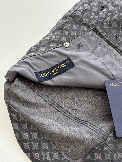 ルイヴィトンスーパーコピー オールドフラワー四つ葉のクローバー魚鱗ジャカードジーンズ