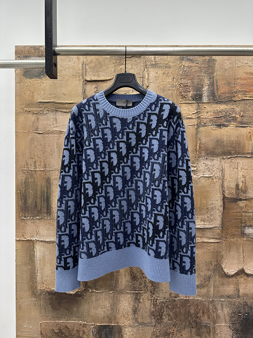 ディオール クラシックなモノグラムウールセーター