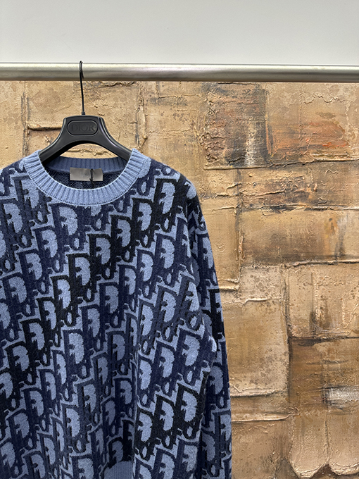 ディオール クラシックなモノグラムウールセーター