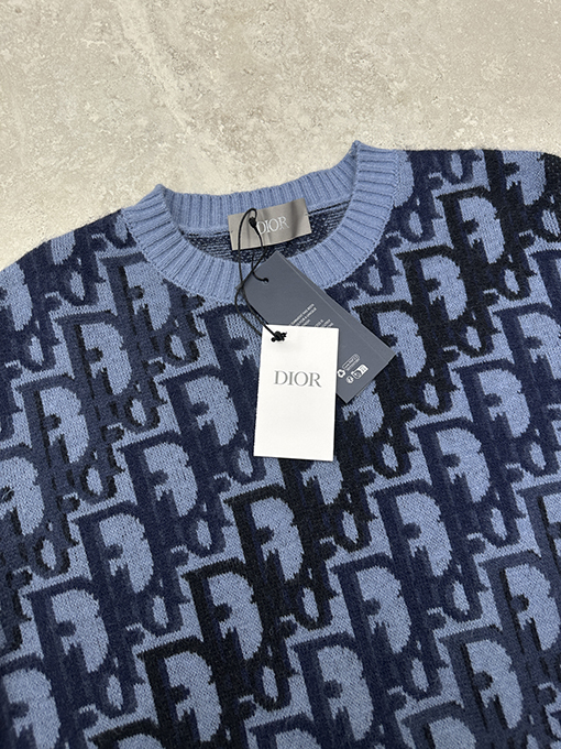 ディオール クラシックなモノグラムウールセーター