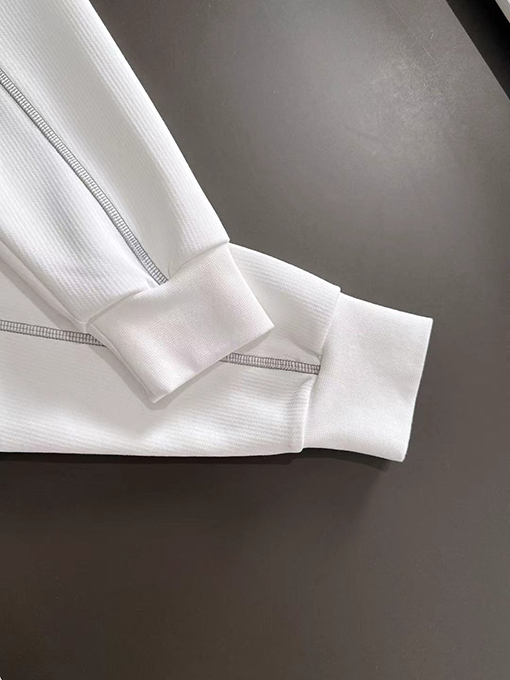 ディオール DIOR カウンターと同じスタイルの長袖シャツ