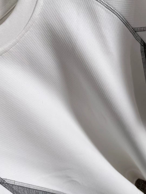 ディオール DIOR カウンターと同じスタイルの長袖シャツ