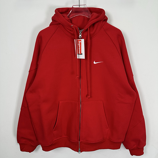 シュプリームコピー X NIKE ジョイントモデルのベルベットと厚のフード付きジッパースパーカー