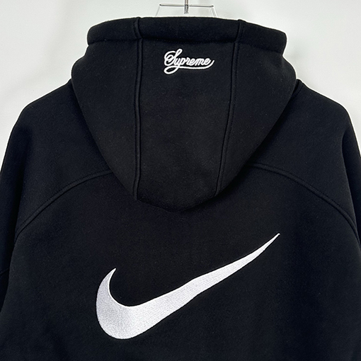 シュプリームコピー X NIKE ジョイントモデルのベルベットと厚のフード付きジッパースパーカー