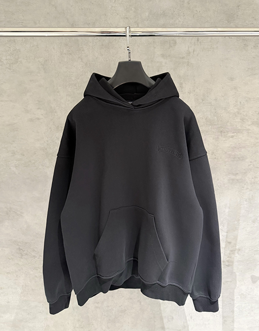 クロムハーツ 背中にレーザーをしたフード付きスパーカー