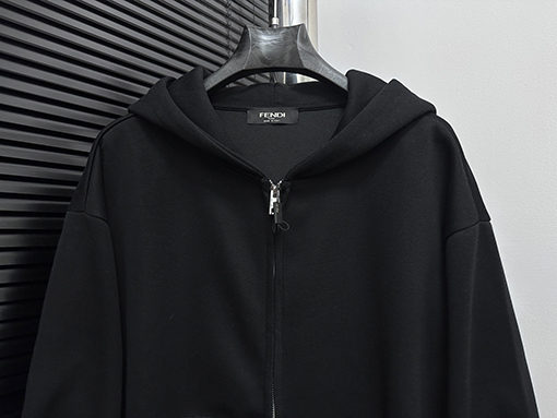 フェンディスーパーコピー FFレタリングジッパーカーディガンスパーカー