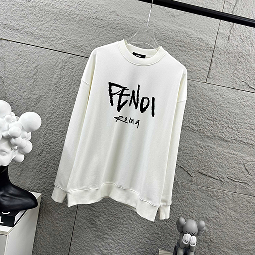 フェンディ FENDI 立体シリコンクルーネックスパーカー