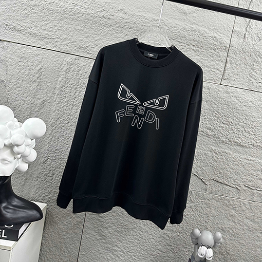 フェンディ FENDI 新しいラウンドネックのスパーカー